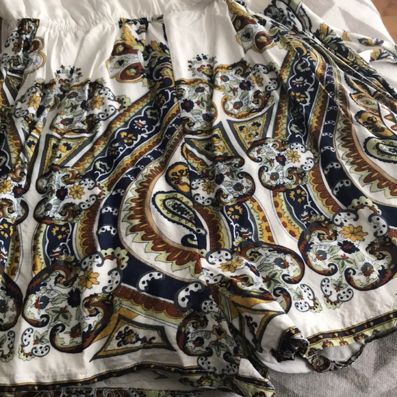 Romper - Picture 2 of 4